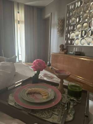 «Самый лучший завтрак»: Собчак наслаждается романтикой без Богомолова